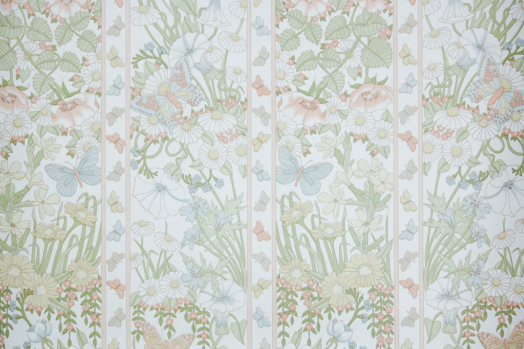1980s Floral Vintage Wallpaper