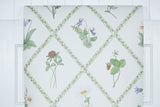 1980s Floral Vintage Wallpaper