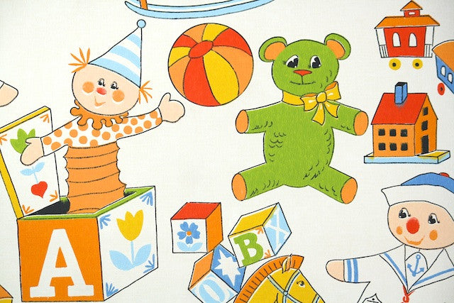 1970s Childrens Vintage Wallpaper