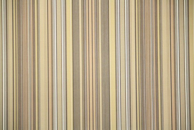 1970s Stripe Vintage Wallpaper