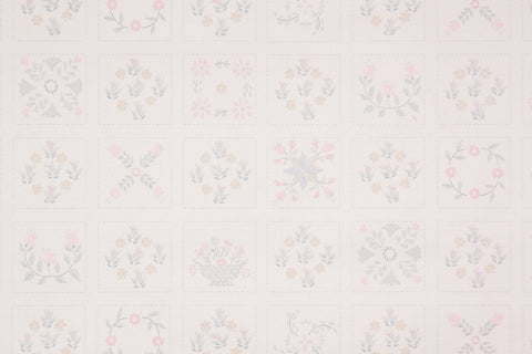 1980s Floral Vintage Wallpaper