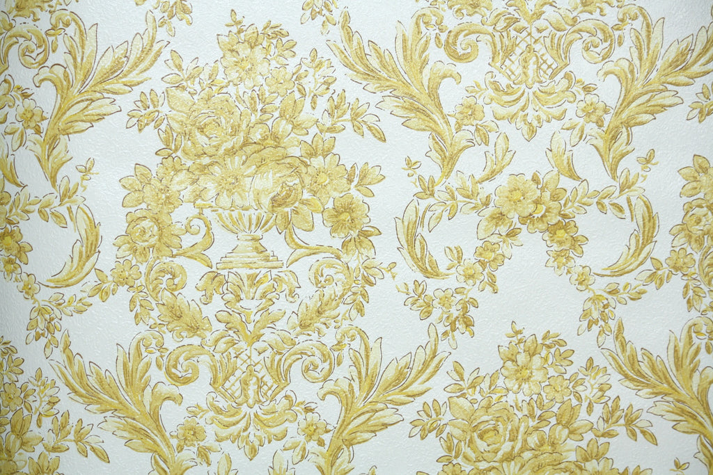 1970s Floral Damask Vintage Wallpaper
