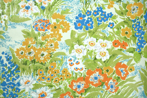 1970s Floral Vintage Wallpaper
