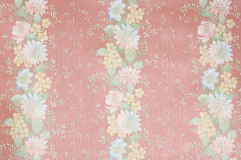 1980s Floral Vintage Wallpaper
