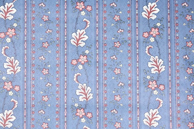 1980s Floral Vintage Wallpaper