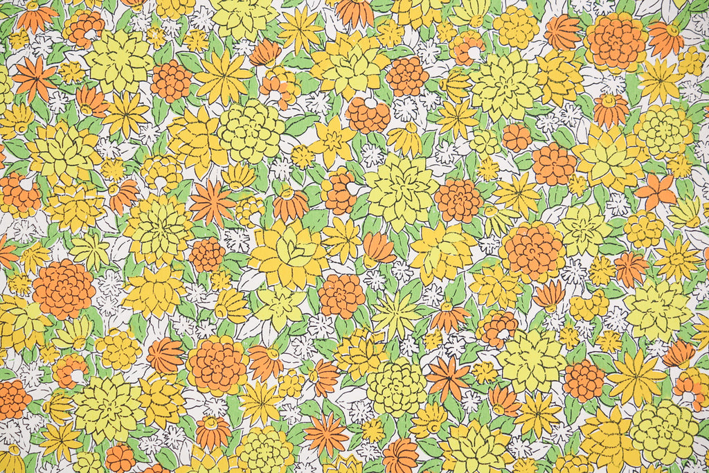1960s Floral Vintage Wallpaper