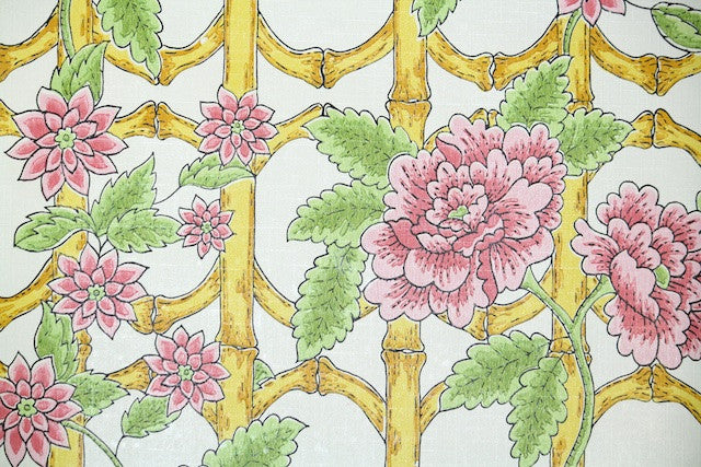 1970s Floral Vintage Wallpaper