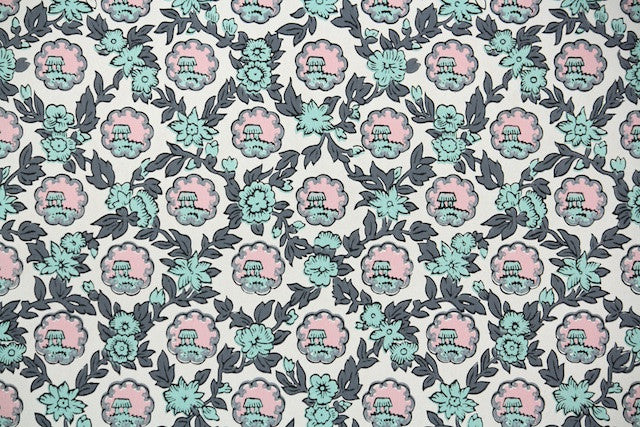 1950s Floral Vintage Wallpaper