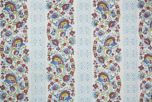 1960s Floral Vintage Wallpaper