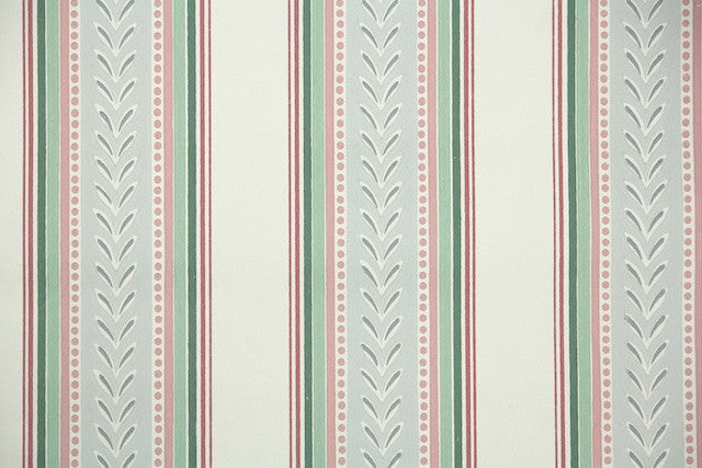 1940s Stripe Vintage Wallpaper