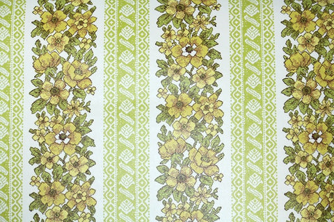 1970s Floral Vintage Wallpaper