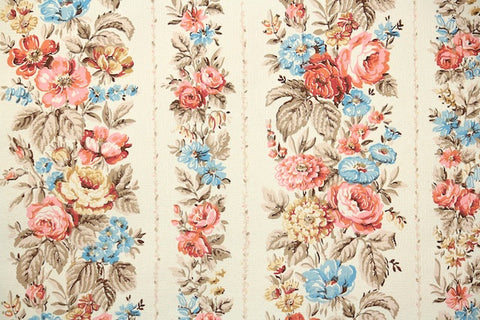 1960s Floral Vintage Wallpaper