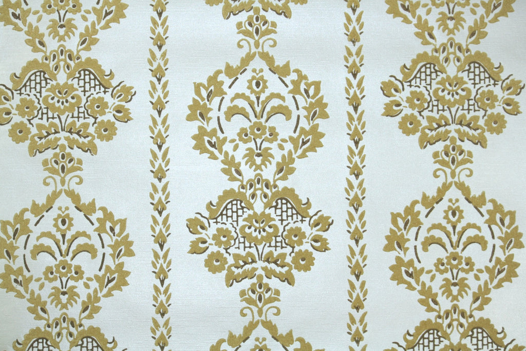 1970s Vintage Flock Wallpaper