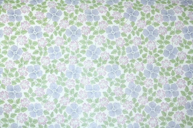 1970s Floral Vintage Wallpaper