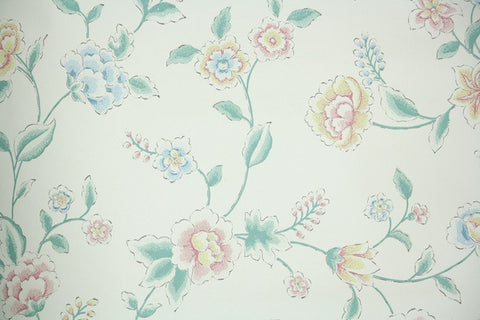 1980s Floral Vintage Wallpaper