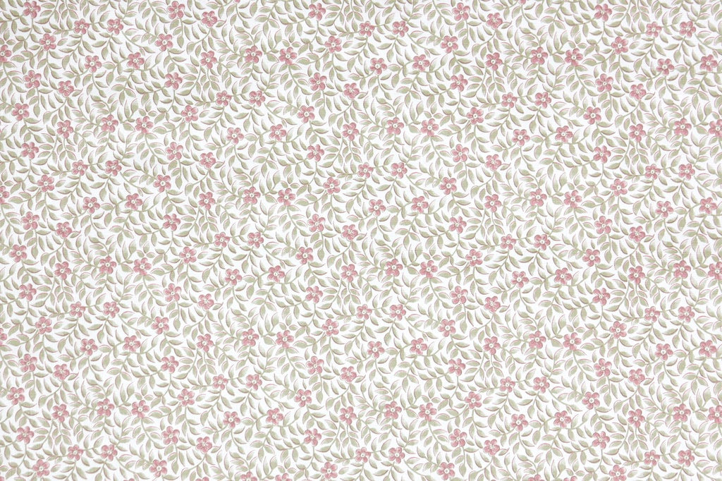 1980s Floral Vintage Wallpaper